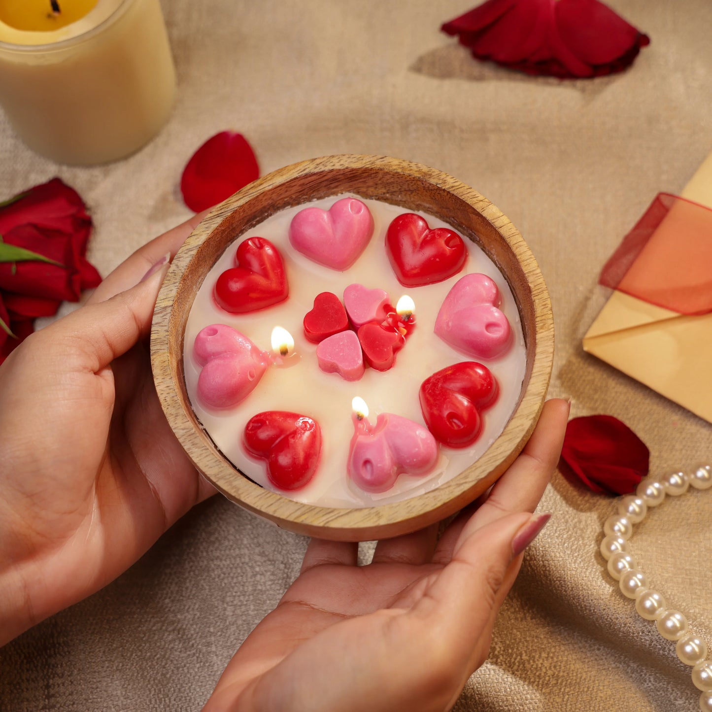 Hearts Wood Bowl Candle